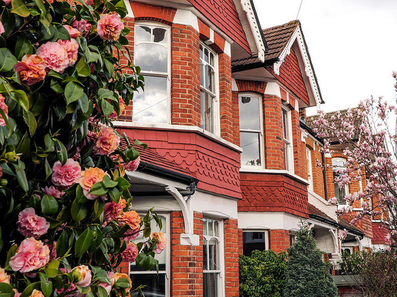 What to expect when living with a heat pump.